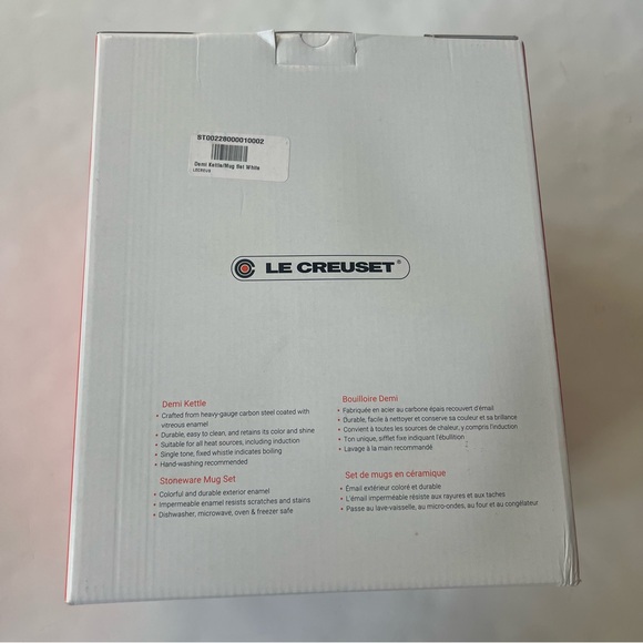 New Le Creuset 1.25 qt Demi Kettle Set W/ 2 14 Oz Mugs Stainless Steel White - Picture 9 of 13